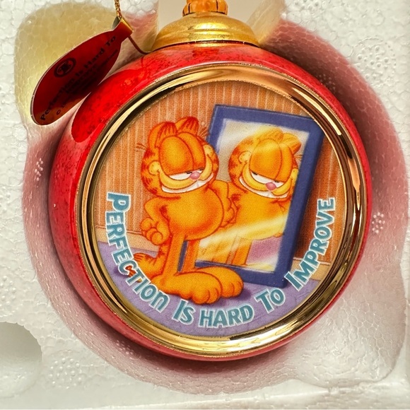 Vintage Bradford Exchange Garfield Heirloom Porcelain Ornament Collection A1559 - Picture 6 of 7